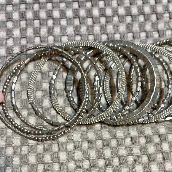 Silver beaded Coiled Bracelet - Picture 5 of 8